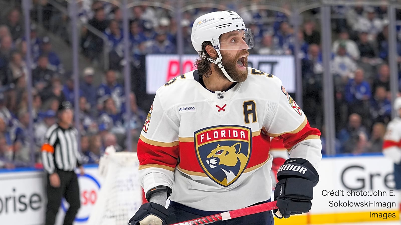 Ekblad signe pour 8 ans