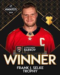Barkov gagne le Selke